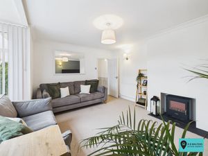 Living Room- click for photo gallery